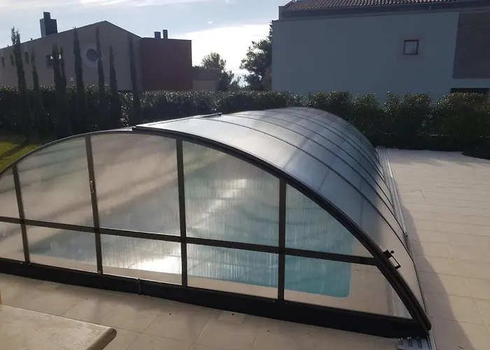 Matija & Mima 파자나