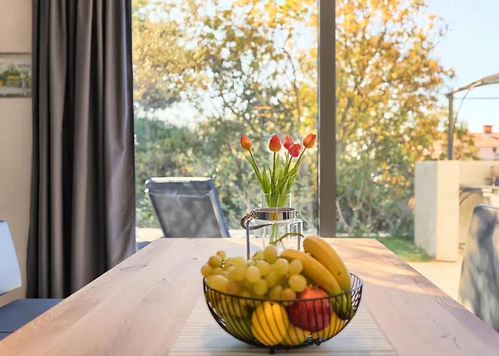 Matija & Mima 파자나